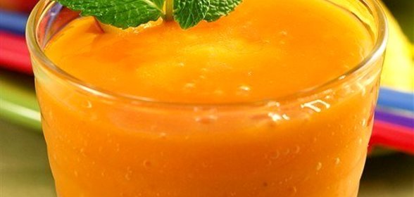 Пюре из манго с сосновым маслом