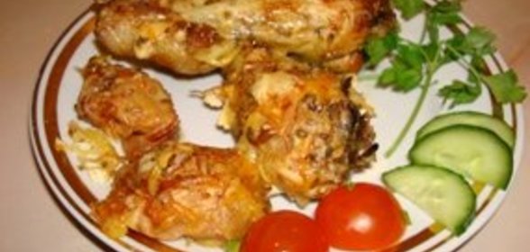 Куриные голени с яблоками и кунжутом