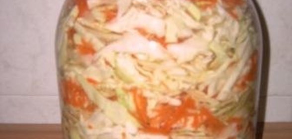 Капуста хрустящая квашенная