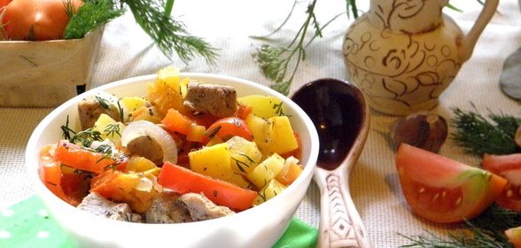 Рагу из кабачков в мультиварке