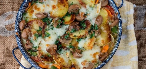 Рыбная запеканка с шампиньонами