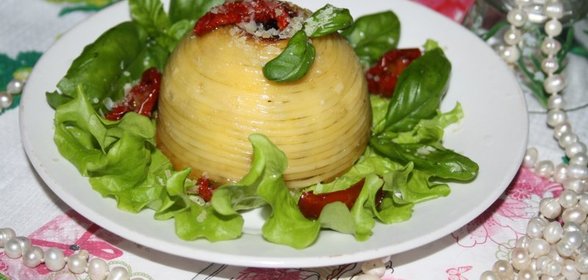 Тимбаль с пикантным сюрпризом Для милых дам