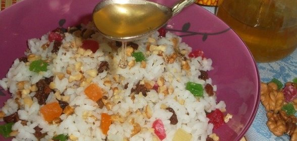 Рис с медом и цукатами