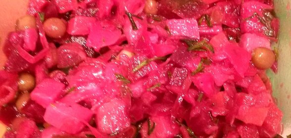 Винегрет из запеченных овощей с квашеной капустой