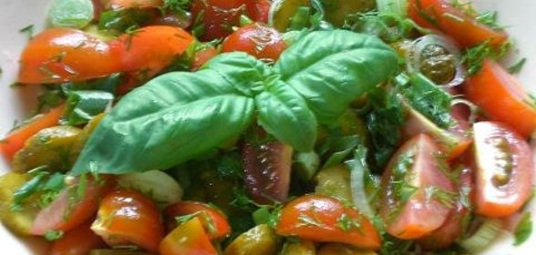 Баклажаны запеченные с колбасой