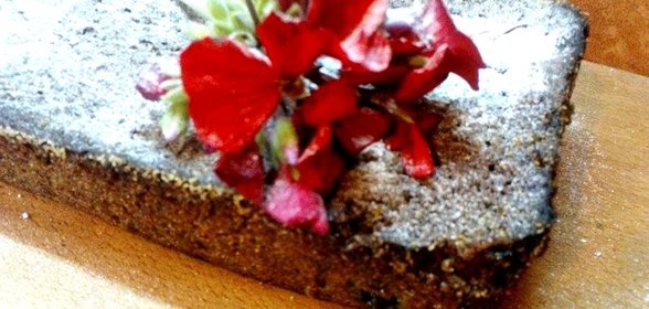 Пирог с черничным вареньем