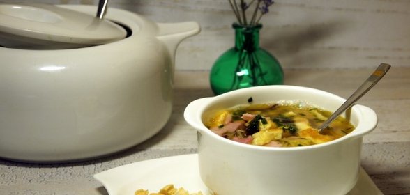 Салат из курицы по-кубински