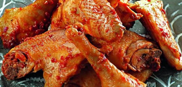 Курица с аджикой