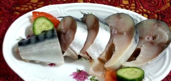 Засолка скумбрии в рассоле целиком