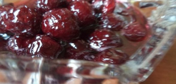 Варенье из вишни с косточками «Простецкое»