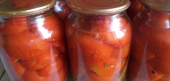 Помидоры, консервированные дольками