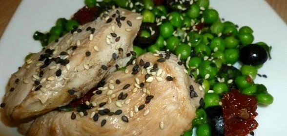 Грудка индейки в мультиварке на пару