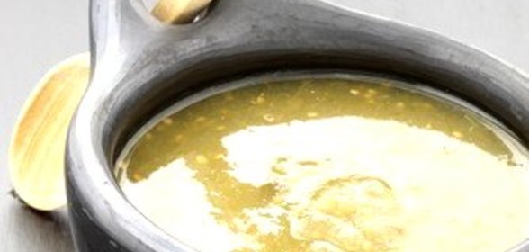 Быстрый соус из томатилло и кинзы