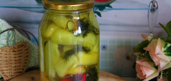 Болгарский перец в остро - сладком маринаде