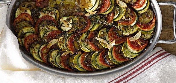 Гратен из цукини, баклажанов и томатов