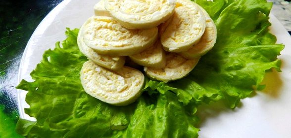 Сырные рулетики с чесноком