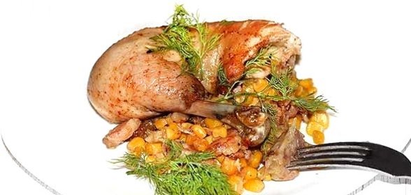 Курица с кукурузой в духовке