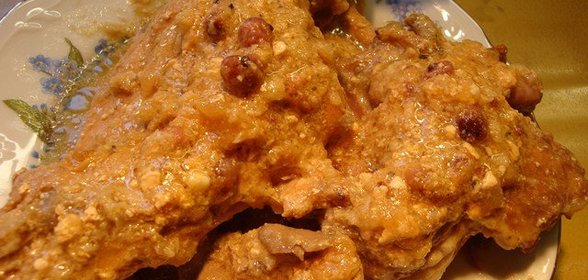 Кролик тушёный в сметане