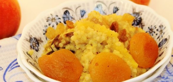 Каша-малаша для детей и взрослых, или каша пшенная на яблочном соке