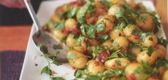 Картофельный салат с консервированным перцем