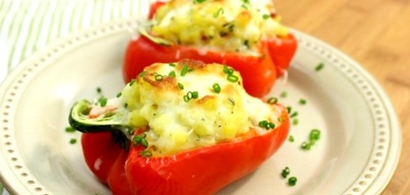 Перец фаршированный картошкой