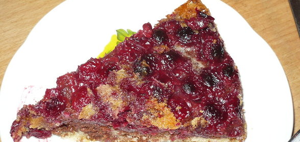 Шоколадно-вишневый кекс