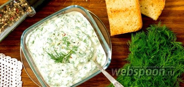 Густой соус с черемшой