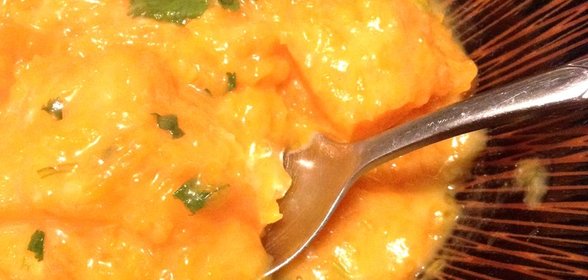 Тыква баттернат с кокосом и кинзой по‑тайски