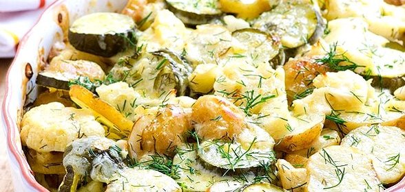 Кабачки, запеченные с яйцом и сыром