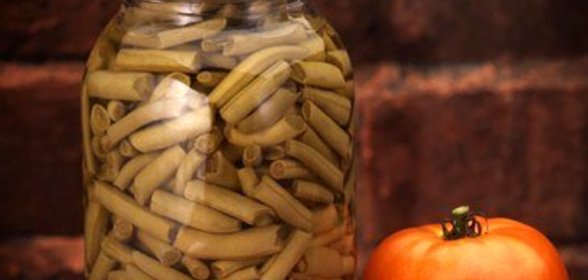 Маринованная стручковая фасоль