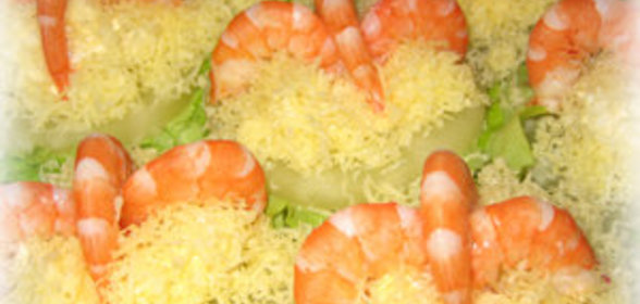 Ананасы с креветками