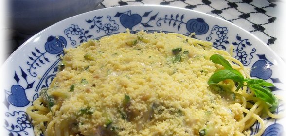 Спагетти с соусом из цукини