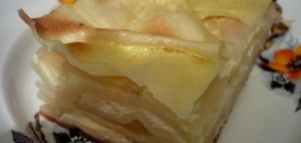 Свинина с фосолью в горшочке