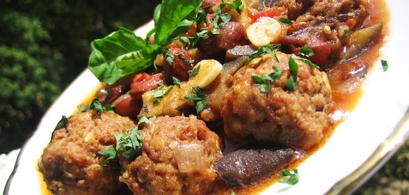 Баклажаны с фасолью - на зиму и на обед