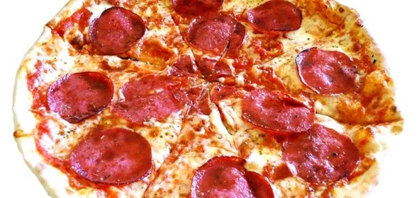 Пицца в духовке с колбасой