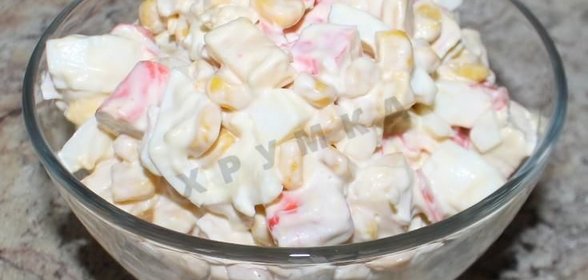 Крабовый салат с сыром