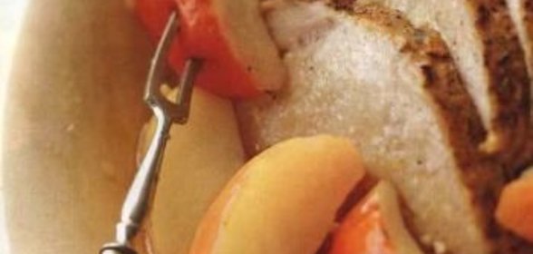 Салат из лука-порея и яблок с растительным маслом