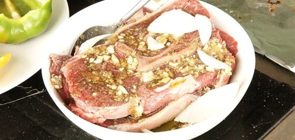 Мясо в лимонном маринаде
