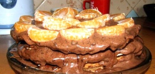 Шоколадный торт с орехами