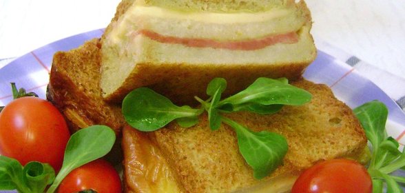 Запеченные бутерброды Полосатый завтрак. Тест-драйв с «Окраиной»