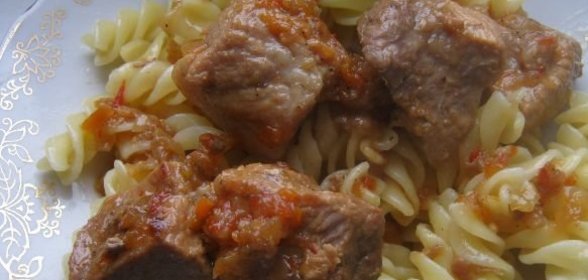 Свинина острая с аджикой