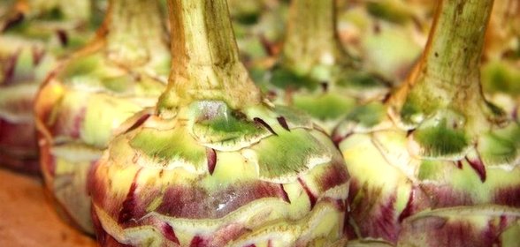 Артишоки с телятиной и белым уксусом
