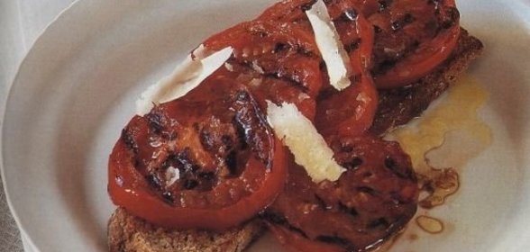 Жареные помидоры с хлебом