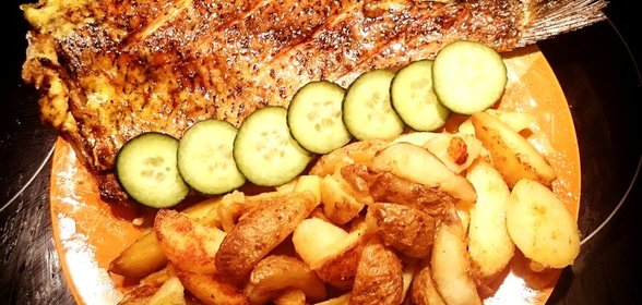 Лещ, запеченный в духовке