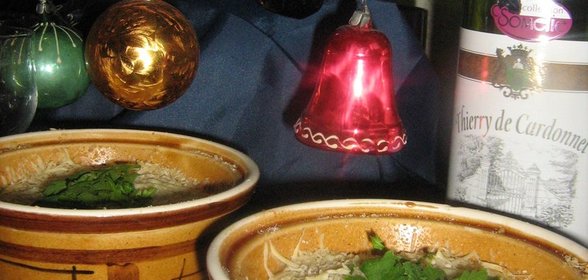 Яйца-кокотт с шампиньоновым пюре.(Кинодуэль новогодняя)