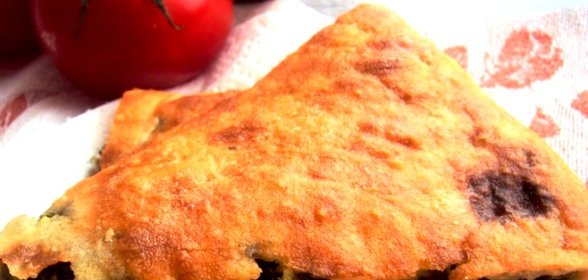 Осетинский пирог с сыром и зеленью