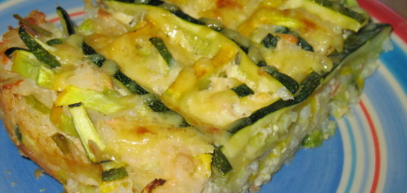 Рисовая запеканка с кабачками и консервированной рыбкой
