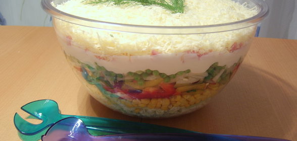 Вкусный слоёный салат