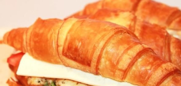 Варенье из белой черешни с лимоном и орехами