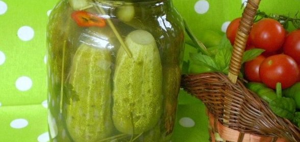 Закатка огурцов в литровые банки